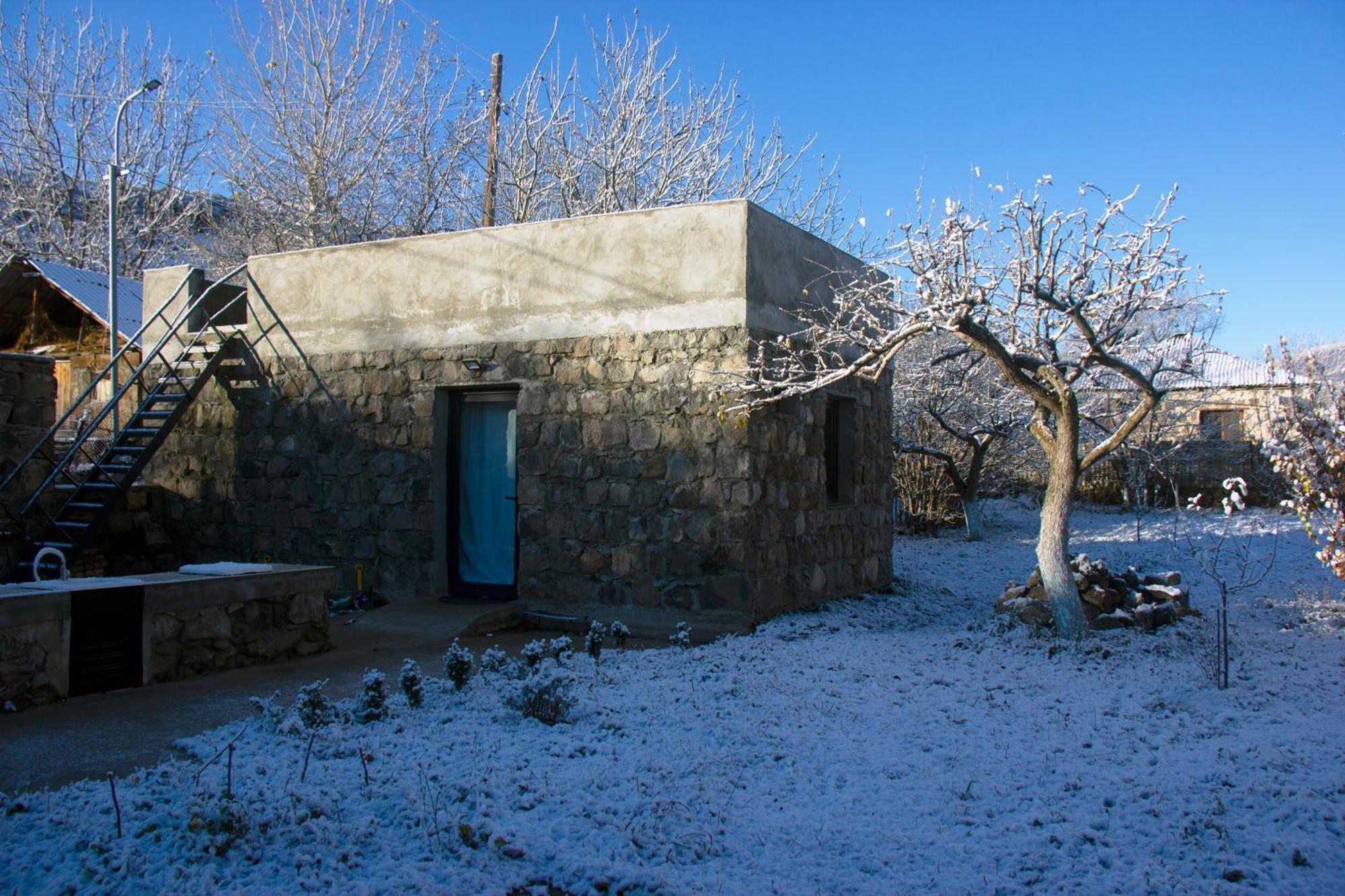 Zove Rural Cottage With Garden Views K'arashamb المظهر الخارجي الصورة