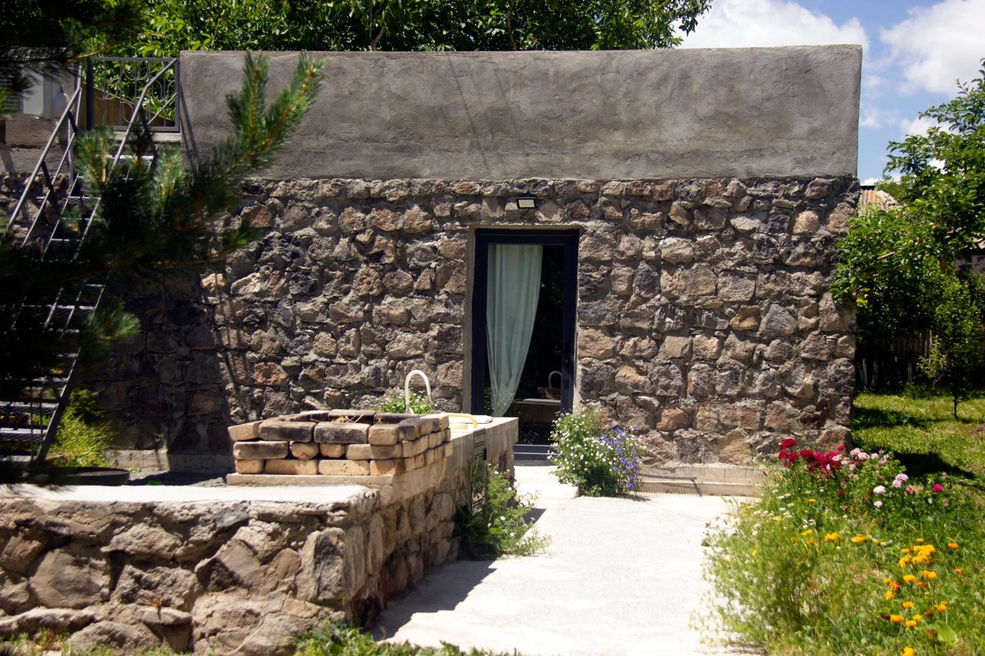 Zove Rural Cottage With Garden Views K'arashamb المظهر الخارجي الصورة